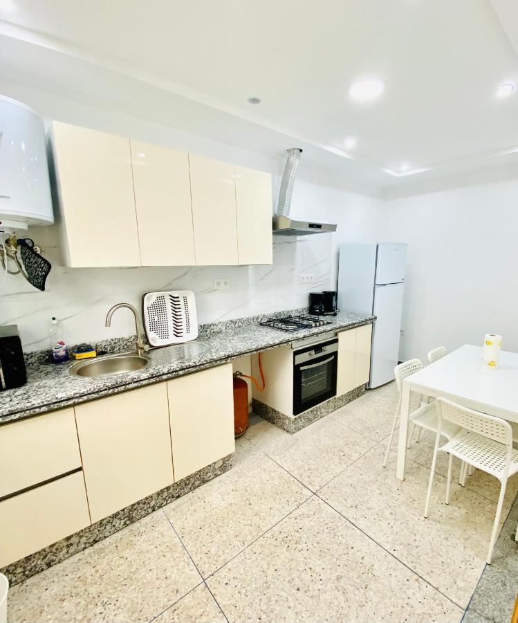 Residence Bario H อัลฮอเคม่า ภายนอก รูปภาพ