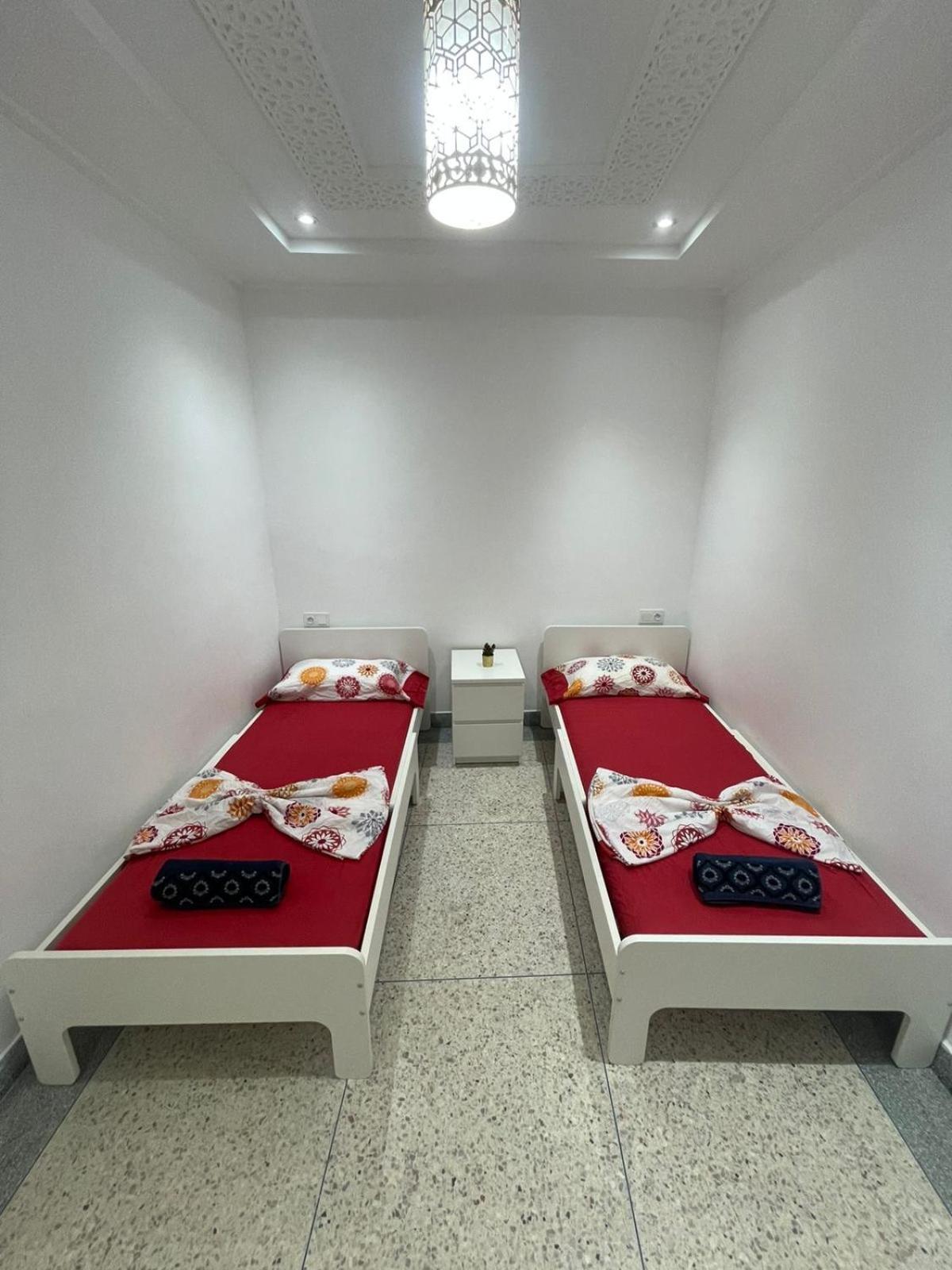 Residence Bario H อัลฮอเคม่า ภายนอก รูปภาพ